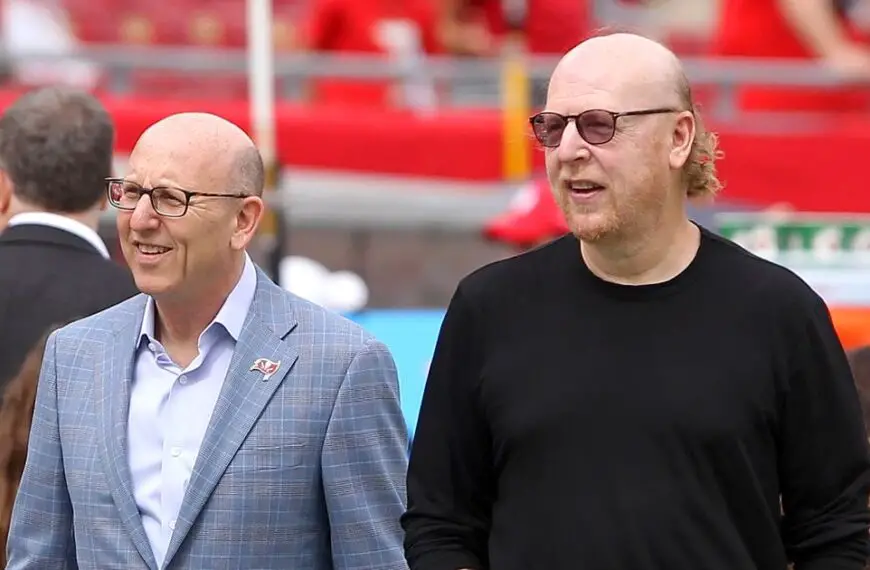 Could the Glazers be STAYING at Manchester United?!