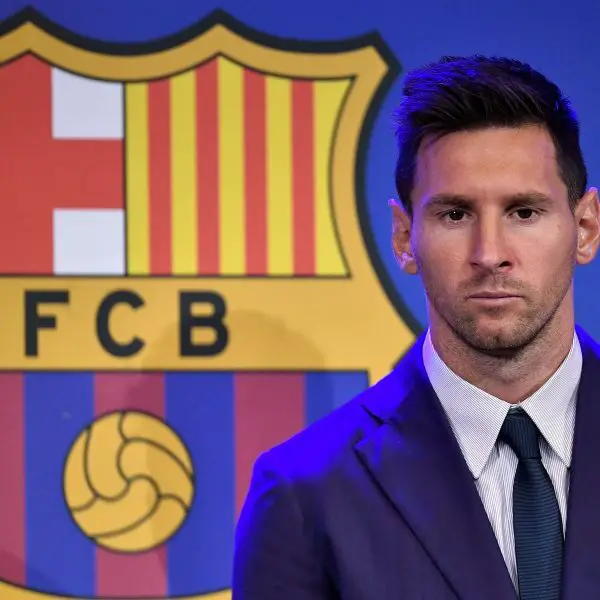 Barcelona confirm talks with Lionel Messi about possible return to club