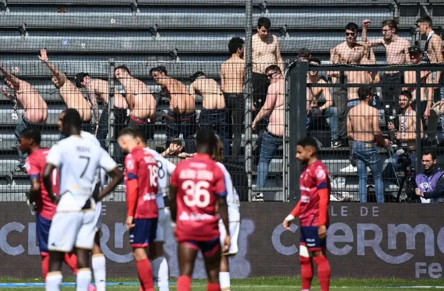 Angers fans pull ‘mooney’ in attempt to distract Clermont penalty taker