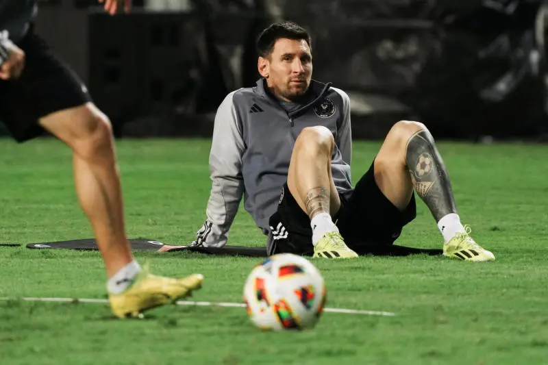Lionel Messi claims that an injury in China kept him from taking to the field against Hong Kong XI